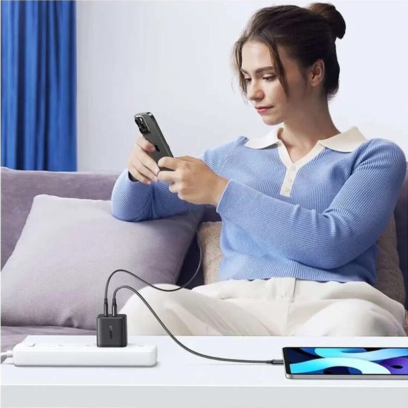 Carregador Usb A/C Ugreen Máx. 20W Preto
