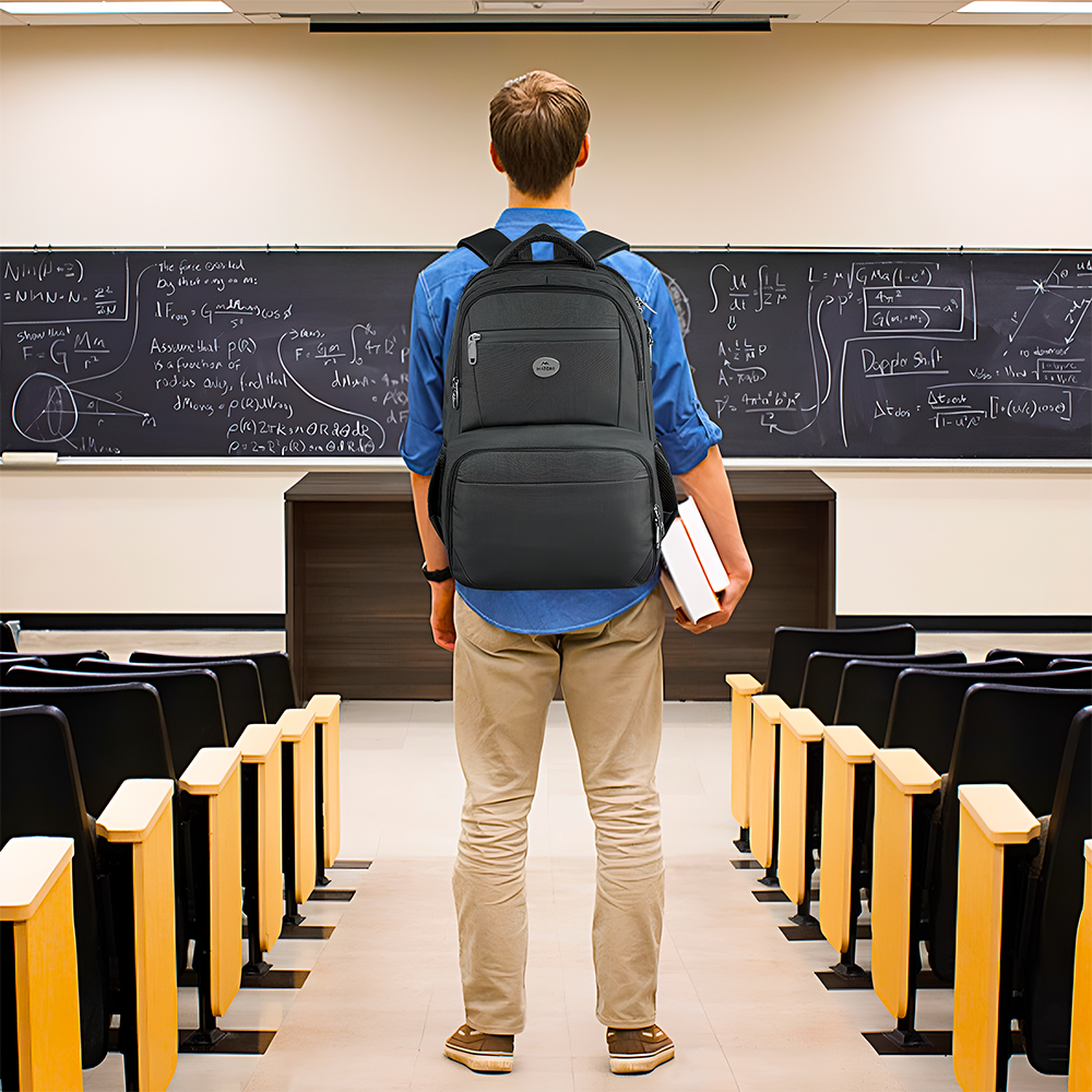 Mochila Matein Pra Notebook 17" Viagem Com Lancheira TSA